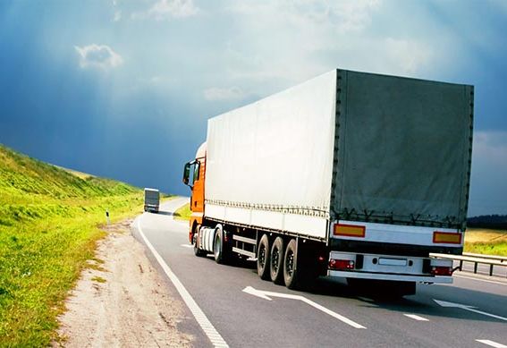 Transportes Jabosio - Camión en carretera